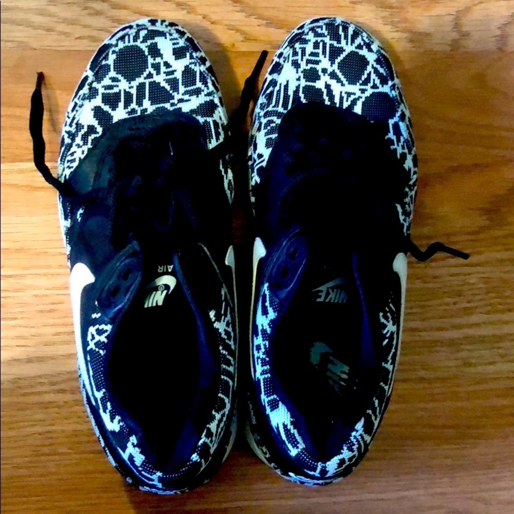 Women's Nike Air Max 1 JCRD - SIZE 6.0